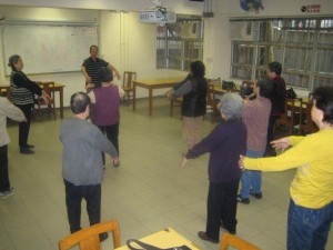 救世軍竹園南邨社區中心「大雁拍打健身功」班